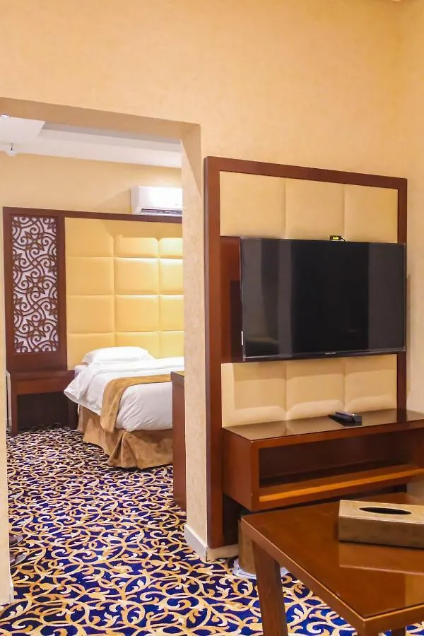 Lägenhetshotell Ayoon Almmlaka Hotel Suites 2 Jidda